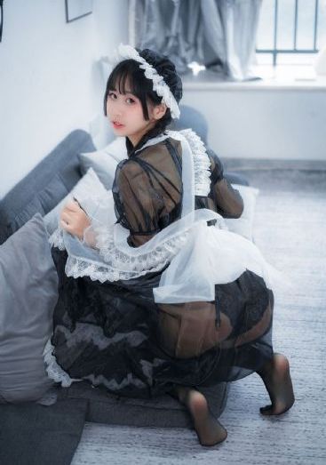 女巨人电影